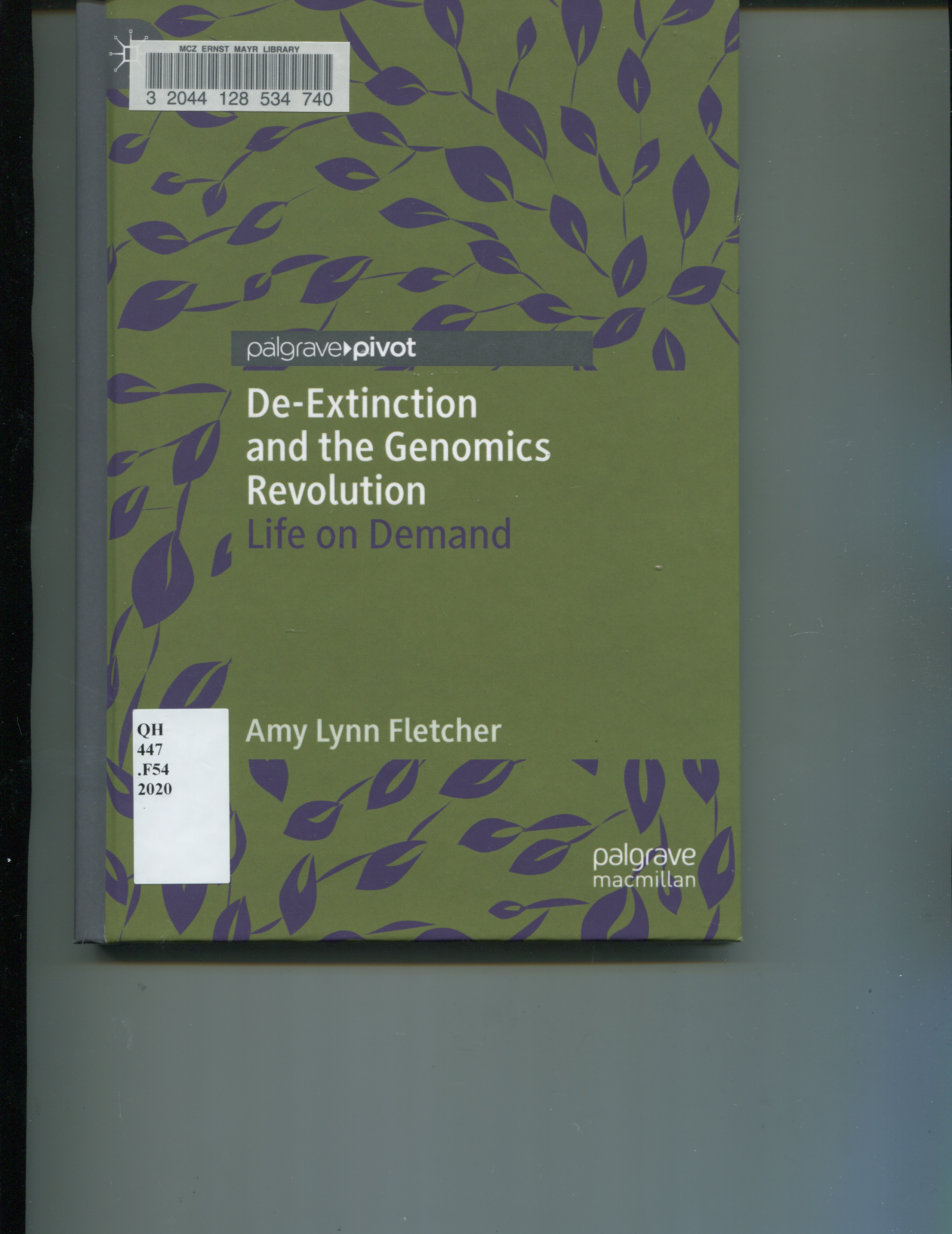 De-extinction and the genomics revolution: life on demand