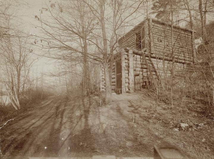 Image of cabin.